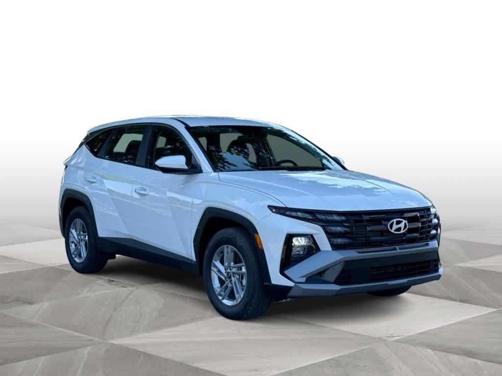 New 2026 Hyundai Tucson SE FWD image 2