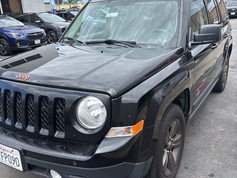 Used 2016 Jeep Patriot 75th Anniversary w/ Power Value Group FWD image 2