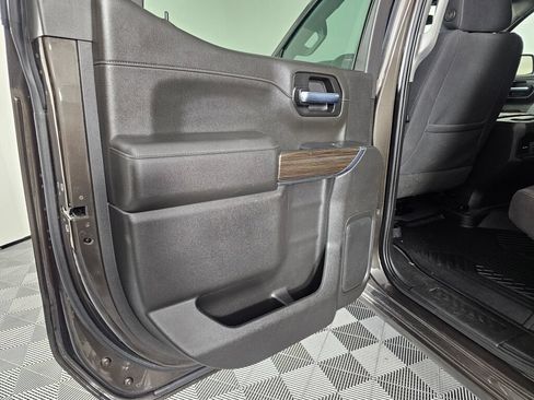 Used 2021 Chevrolet Silverado 1500 RST w/ Z71 Off-Road Package AWD/4WD image 32