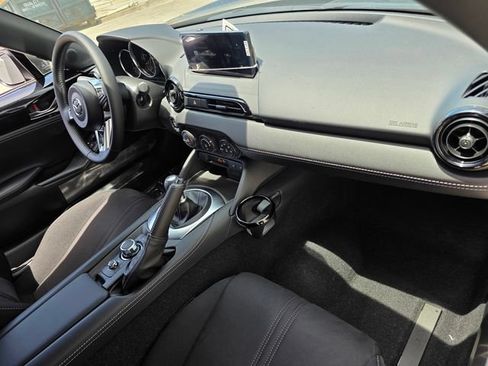 New 2026 MAZDA MX-5 Miata Club w/ Interior Package RWD image 14