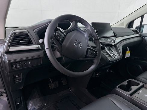 New 2026 Honda Odyssey EX-L image 9