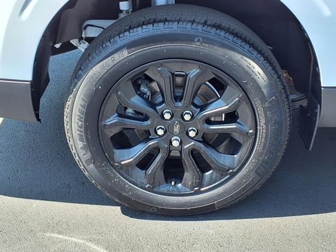 Used 2023 Ford Maverick Lariat w/ Lariat Luxury Package AWD/4WD image 25