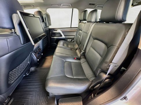 Used 2019 Toyota Land Cruiser w/ Carpet Mat Package AWD/4WD image 21