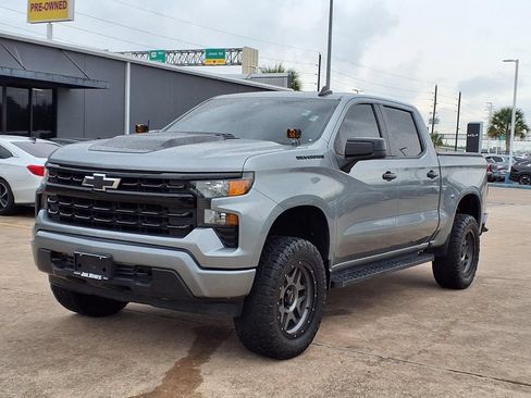 Used 2023 Chevrolet Silverado 1500 Custom RWD image 3