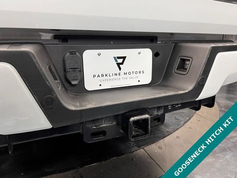 Used 2022 Ford F350 Limited image 17