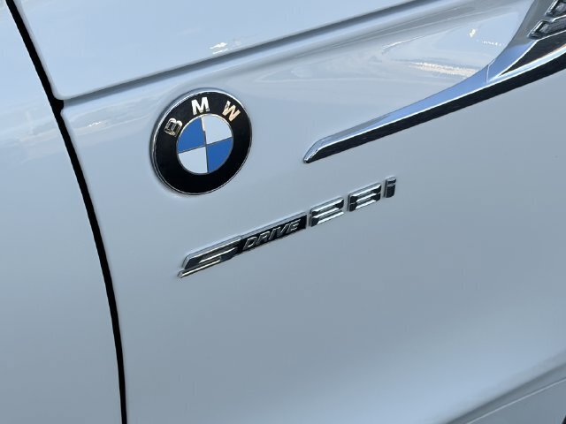 Used 2014 BMW Z4 sDrive28i RWD image 4