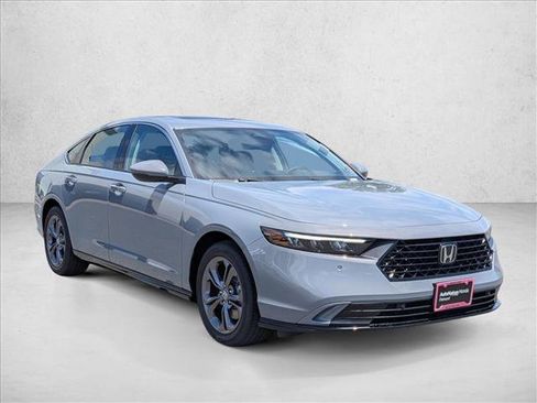 New 2026 Honda Accord EX-L image 6