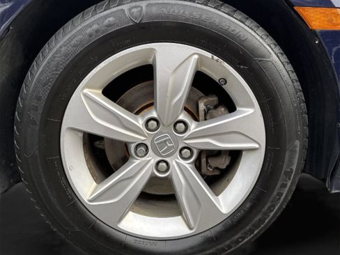 Used 2019 Honda Odyssey EX image 12