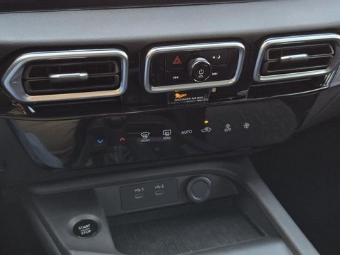 New 2026 Nissan Sentra SV w/ Floor Mat Package FWD image 20