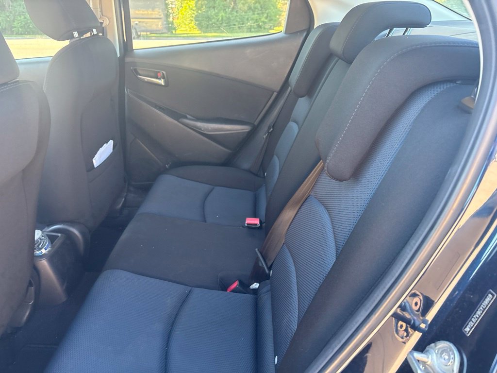 Used 2016 Scion iA FWD image 19