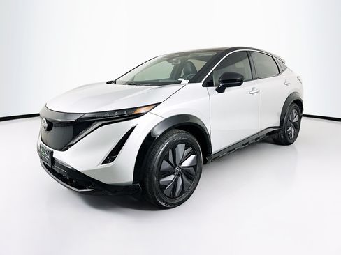 Used 2023 Nissan Ariya FWD image 3