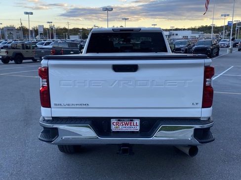 Used 2024 Chevrolet Silverado 3500 LT w/ Convenience Package image 4