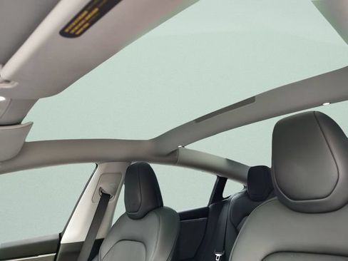 Used 2025 Tesla Model 3 RWD image 22