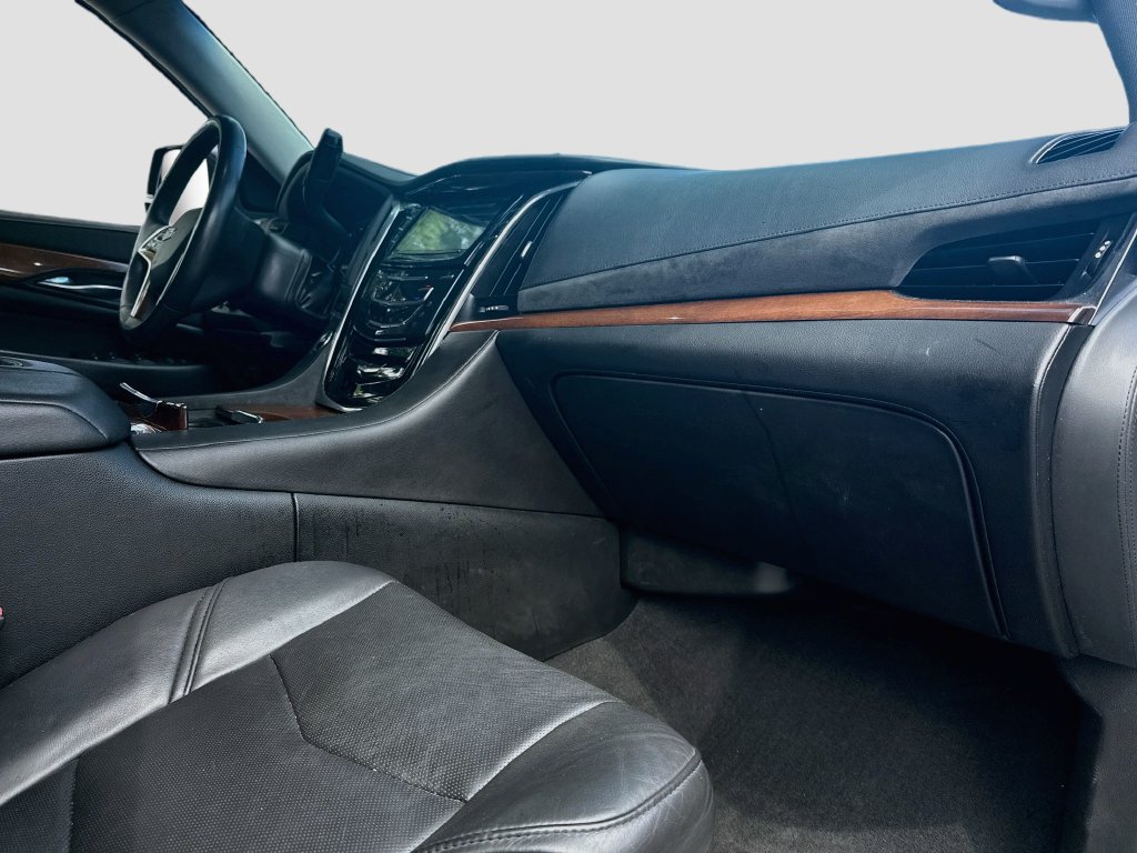 Used 2018 Cadillac Escalade Premium Luxury AWD/4WD image 34