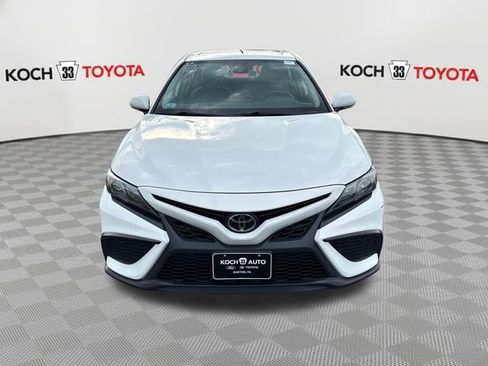 Used 2023 Toyota Camry SE w/ Cold Weather Package AWD/4WD image 2