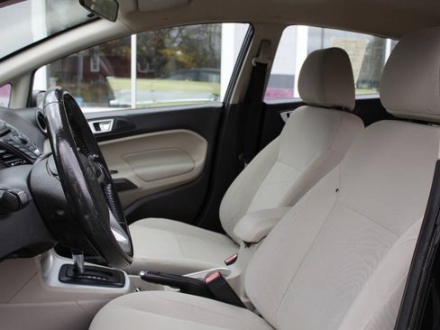 Used 2015 Ford Fiesta SE FWD image 39