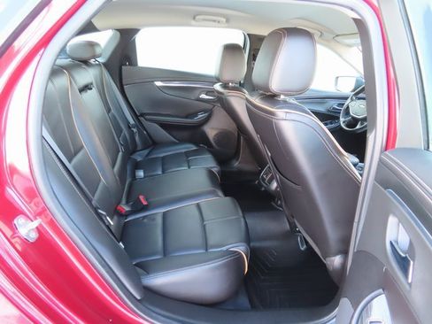 Used 2019 Chevrolet Impala Premier w/ Premier Confidence Package image 28