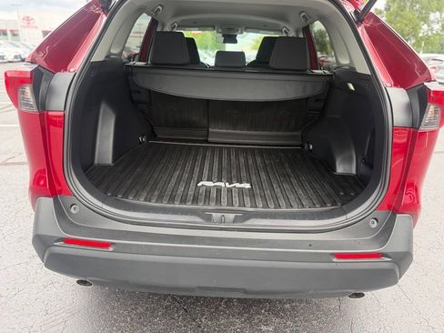 Used 2025 Toyota RAV4 LE AWD/4WD image 17