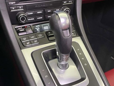 Used 2017 Porsche 911 Turbo image 28