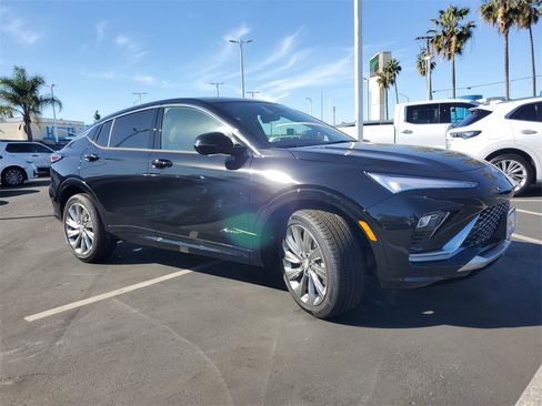 New 2026 Buick Envista Avenir image 1