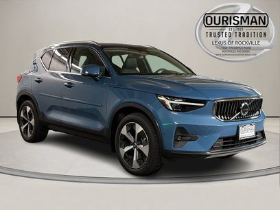 Used 2024 Volvo XC40 B5 Plus w/ Protection Package Premier