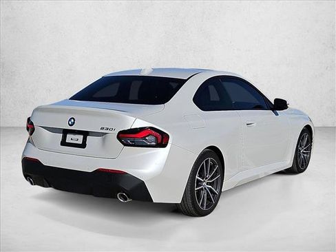 Used 2023 BMW 230i Coupe w/ Convenience Package image 5