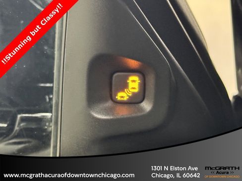 Used 2023 Acura MDX SH-AWD w/ Technology Package image 18