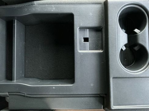 Used 2023 Ford F150 XLT image 17