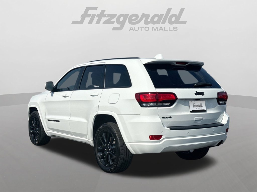 Used 2020 Jeep Grand Cherokee Altitude AWD/4WD image 15