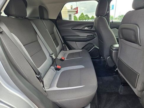 Used 2025 Chevrolet TrailBlazer LT AWD/4WD image 26