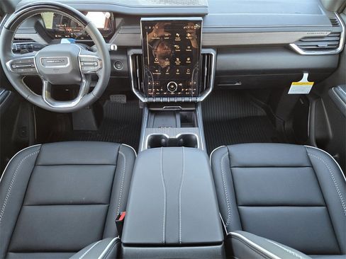 New 2026 GMC Acadia Denali image 19