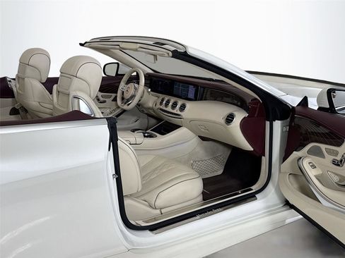Used 2019 Mercedes-Benz S 560 Cabriolet image 29