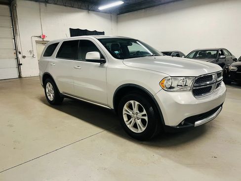 Used 2011 Dodge Durango Express w/ Popular Equipment Group AWD/4WD image 3