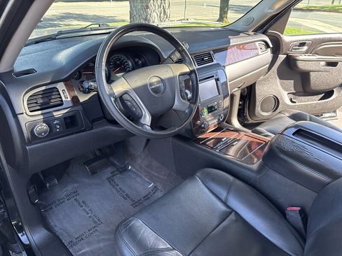 Used 2014 GMC Yukon Denali image 21