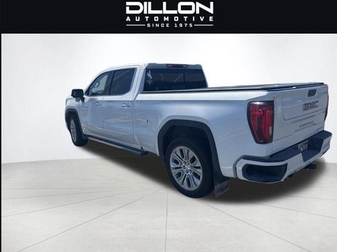 Used 2022 GMC Sierra 1500 Denali w/ Denali Premium Package AWD/4WD image 3