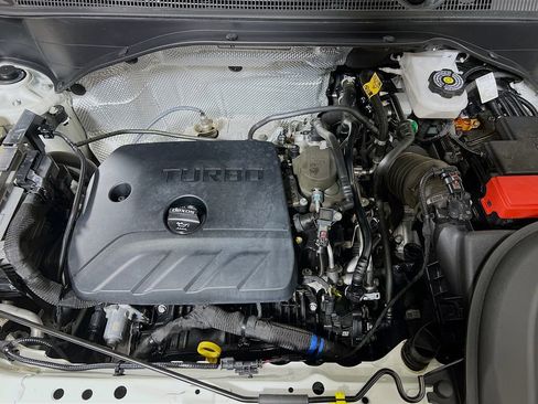 Used 2024 Buick Encore GX Avenir FWD image 26