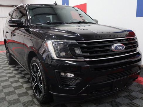 Used 2020 Ford Expedition Limited w/ Equipment Group 303A AWD/4WD image 16