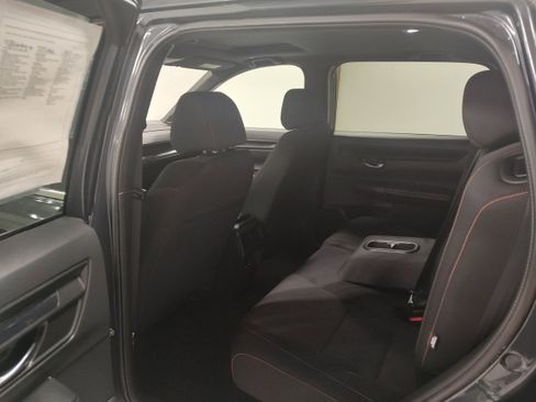Used 2024 Honda CR-V Sport image 11