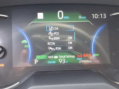 Used 2025 Toyota RAV4 XLE Premium AWD/4WD image 8
