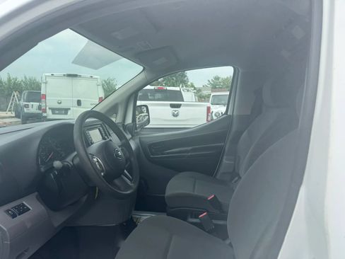 Used 2017 Nissan NV200 SV w/ Technology Package FWD image 20