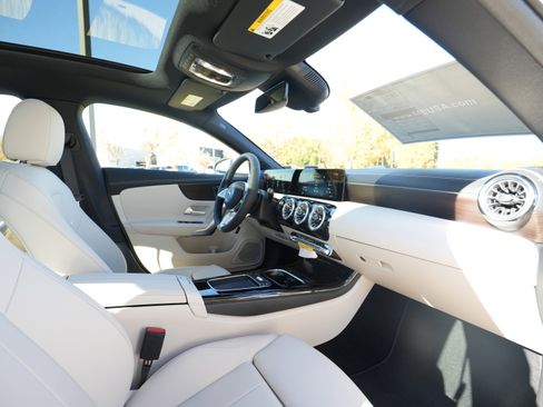 New 2026 Mercedes-Benz CLA 250 4MATIC image 37