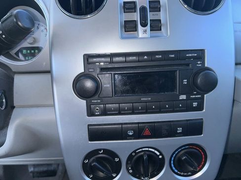 Used 2010 Chrysler PT Cruiser Classic image 4