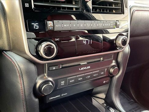 Used 2022 Lexus GX 460 Premium image 32