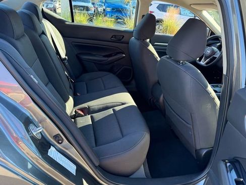 Used 2023 Nissan Altima 2.5 SV image 17