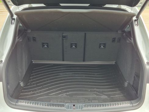 Certified 2026 Porsche Macan AWD/4WD image 23