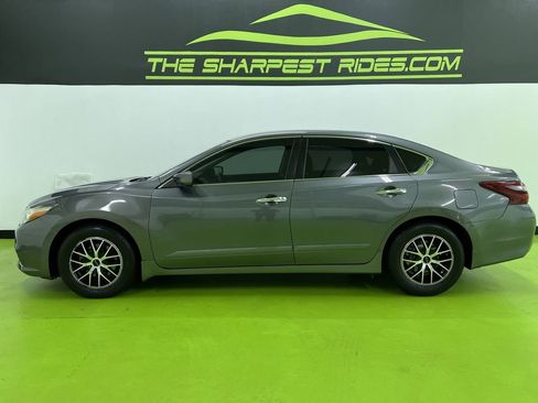 Used 2018 Nissan Altima 2.5 S w/ S Convenience Package FWD image 6