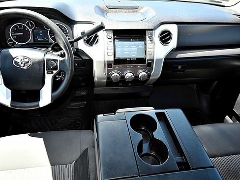 Used 2016 Toyota Tundra SR5 RWD image 14