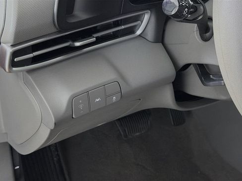 Used 2023 Hyundai Elantra SEL FWD image 13