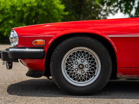 Used 1990 Jaguar XJS V12 Convertible RWD image 29