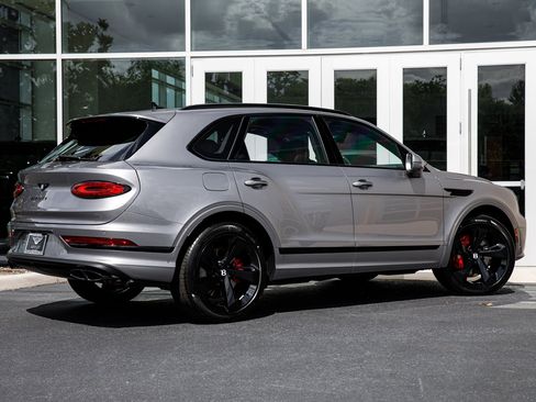 New 2026 Bentley Bentayga AWD/4WD image 17